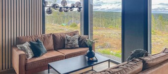 Amazing home in Løten