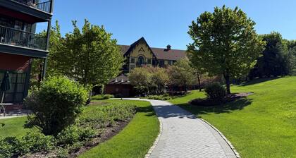 Condo at Mtn Creek  2 Bdr 2 Bath sleep 8 Mtn view #212