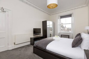 4 bedrooms, desk, iron/ironing board, WiFi - Central Edinburgh 4-Bed Home (Edinburgh)