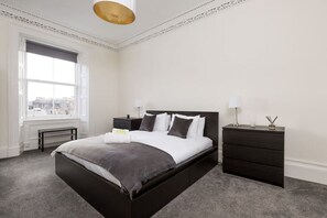 4 bedrooms, desk, iron/ironing board, WiFi - Central Edinburgh 4-Bed Home (Edinburgh)