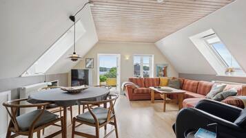 Smart TV, computer monitors, printers