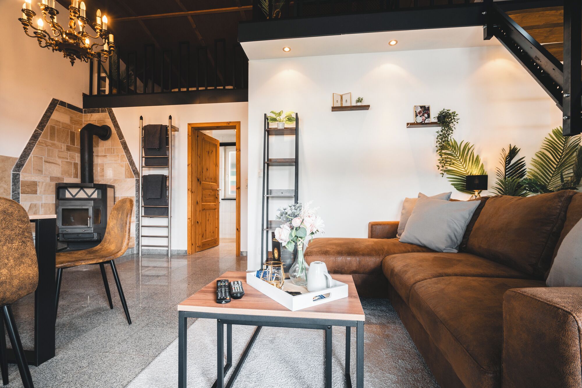 Ferienwohnung Im Grünen  Mit Seeblick, Terrasse & Grillspaß - Dobbertin