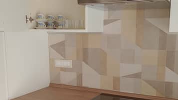 Réfrigérateur, four, plaque de cuisson, lave-vaisselle