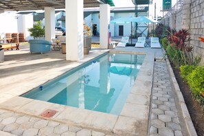 Piscine extérieure