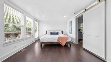 1 chambre, fer et planche Ă repasser, Wi-Fi gratuit, draps fournis