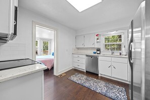Microwave, stovetop, dishwasher