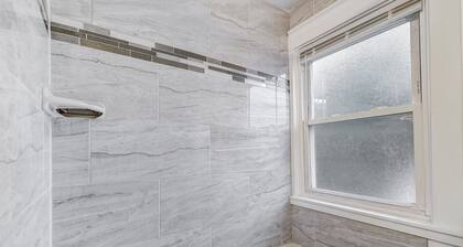 Delightful 2-bedroom unit with WiFi in Catonsville