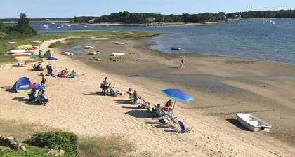 SEAS THE DAY CAPE COD COTTAGE