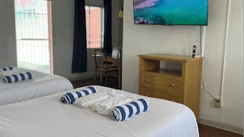 2 habitaciones, tabla de planchar con plancha, wifi y ropa de cama