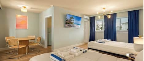 2 bedrooms, iron/ironing board, WiFi, bed sheets