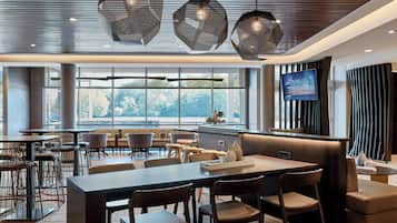Lobby-Lounge