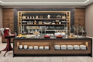 Daily buffet breakfast for a fee