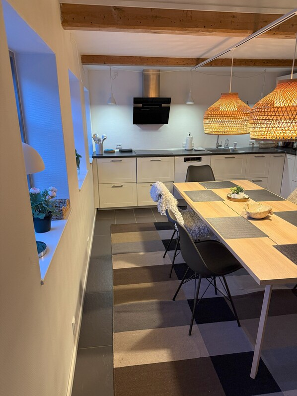 Dining - Cozy house near Aarhus/Hinnerup (Hinnerup)