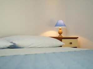 อพาร์ทเมนท์ (Two Bedroom Apartment with Terrace) | 2 ห้องนอน, เปล/เตียงเด็กอ่อน
