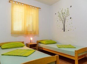 Apartament (Two Bedroom Apartment 1 Kiara) | 5 dormitoris