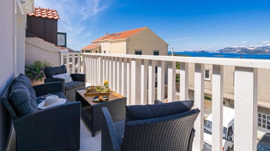 Friends & Family Home