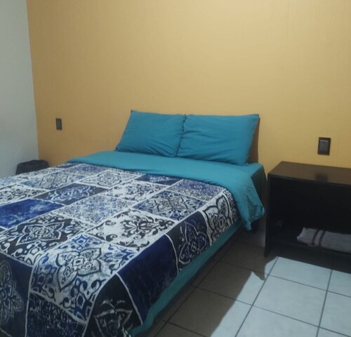 House with excellent location to reach by road or highway.