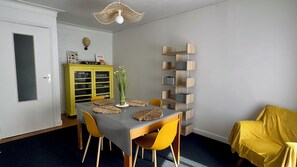 Dining - Esprit Maison Anatole, Experience Cahors as if you were at home! (Cahors)