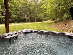Baignoire à remous extérieure