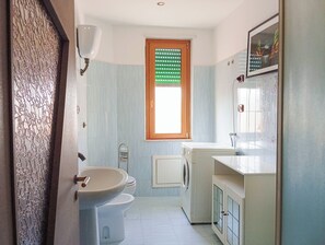 公寓, 陽台 | 浴室 | 坐浴桶