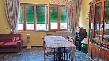 Appartement, balcon | Coin séjour