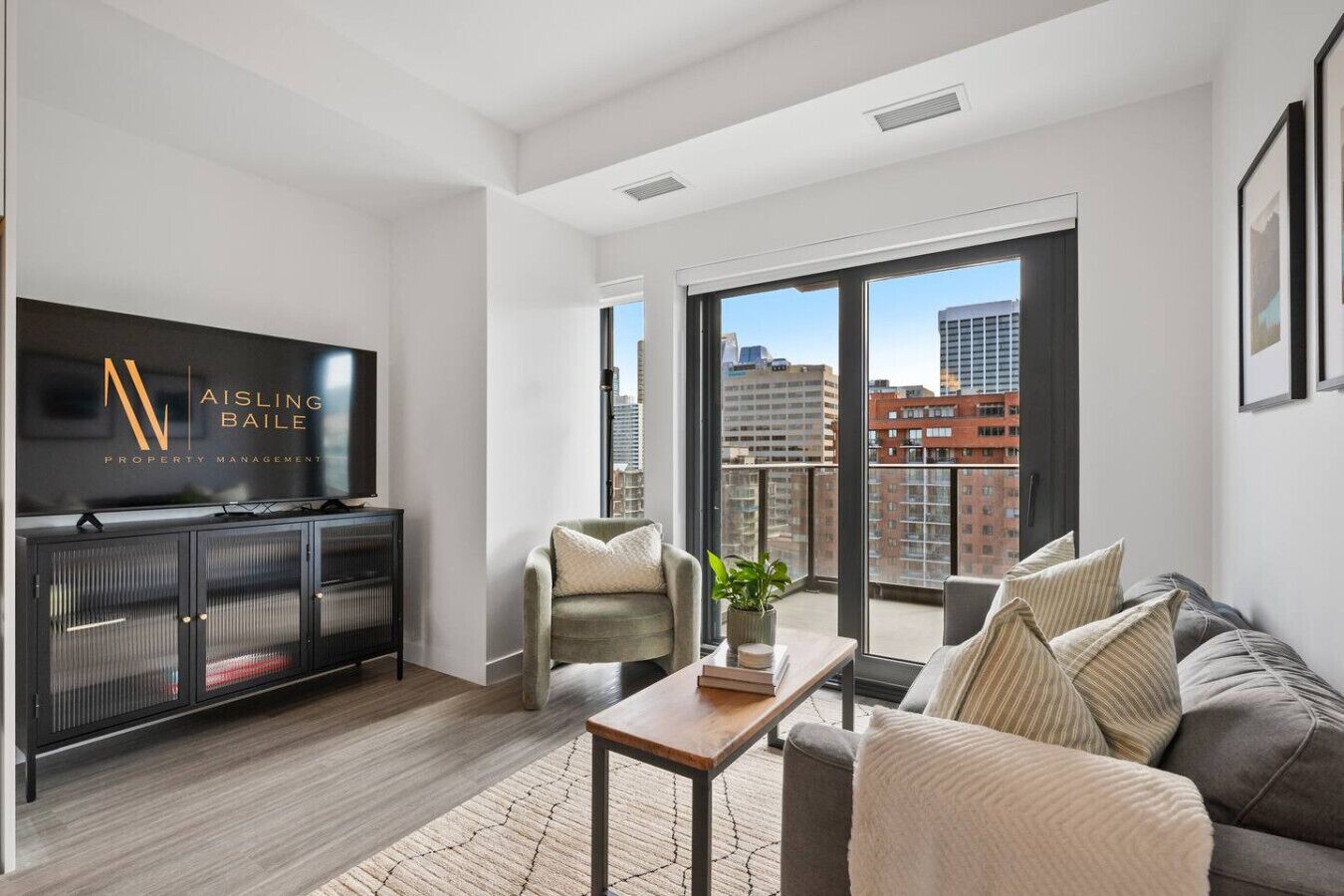 TV connectée, espaces bureaux