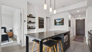 2 bedrooms, desk, free WiFi, bed sheets