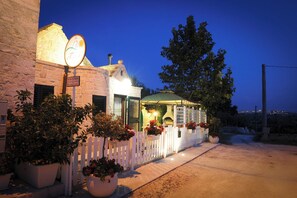 Exterior - TAGARO TRULLO (LOCOROTOPNDO)