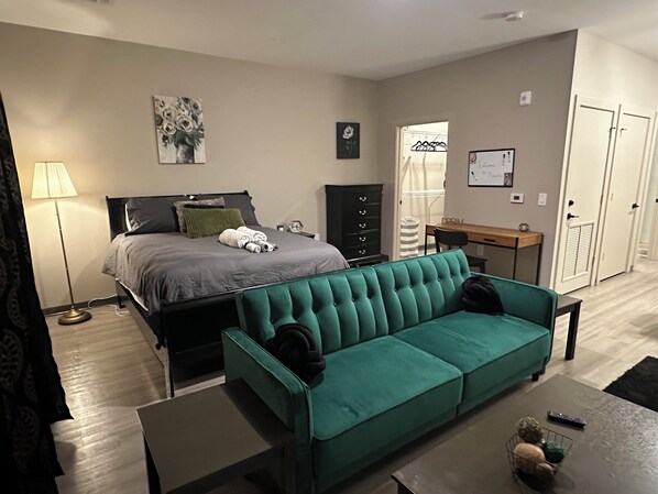 1 bedroom, iron/ironing board, WiFi, bed sheets