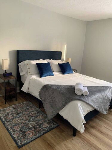 Bright Large New 1 Bed, Centrally Located