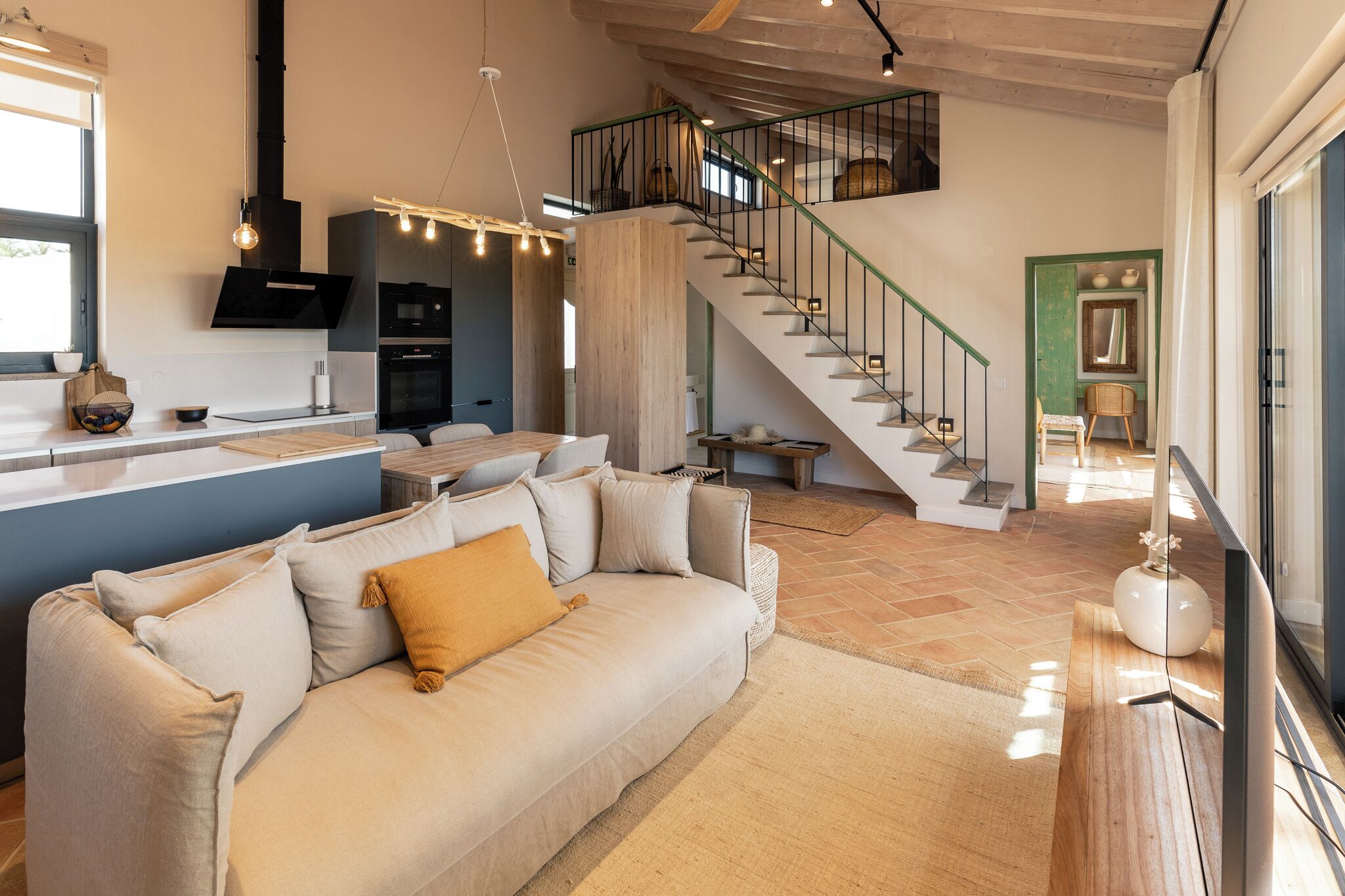 Family House, Lake View | Living area