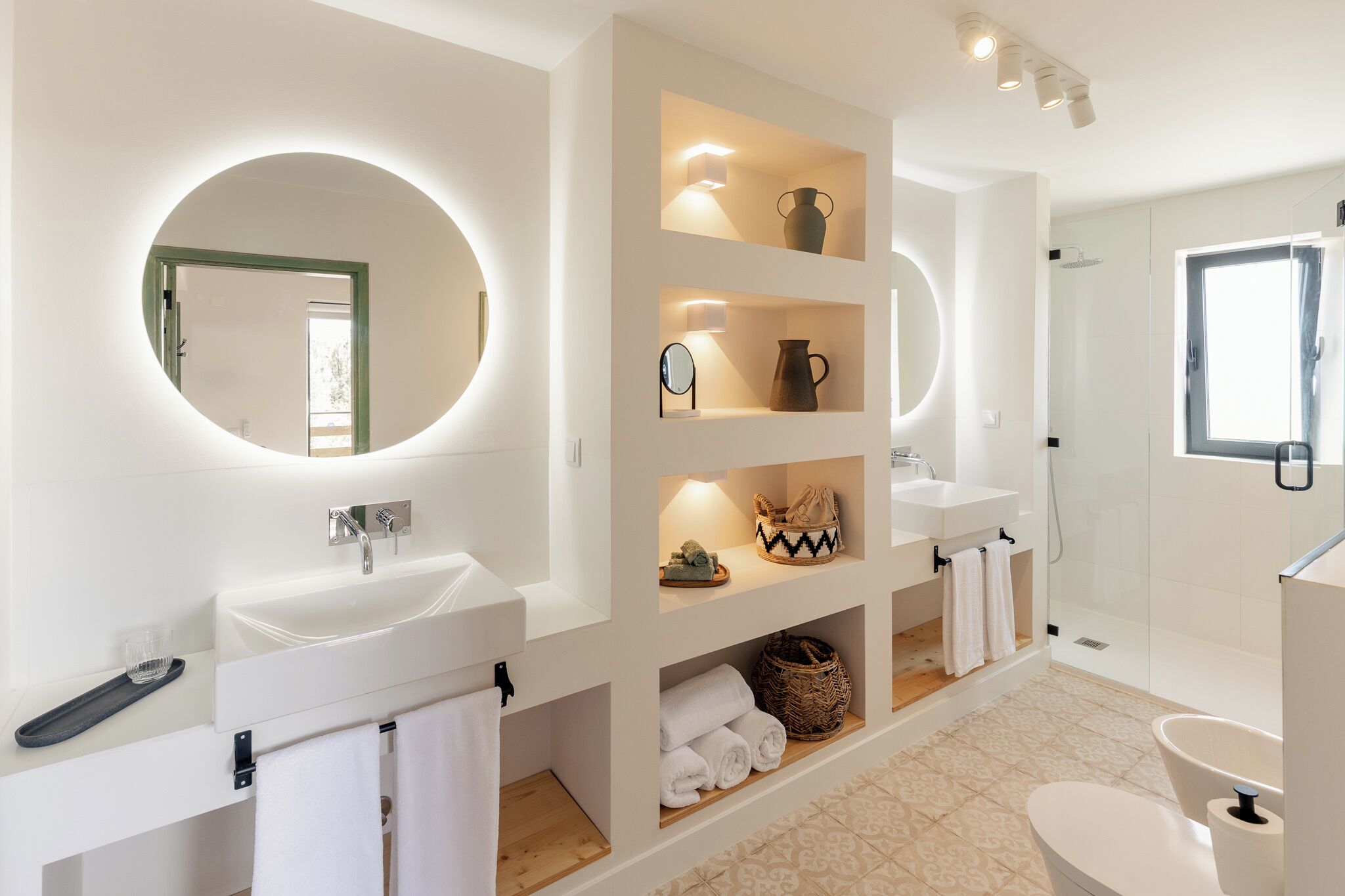 Family House, Lake View | Bathroom | Shower, hair dryer, bathrobes, slippers