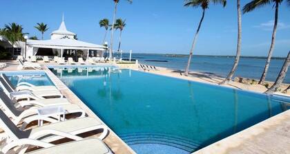 Elegant, Modern Style Villa in Playa Nueva Romana2