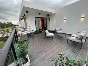 Villa, 6 Bedrooms, Accessible, Smoking | Terrace/patio