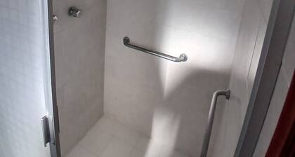 Independent room, 2 persons, near Peña de Bernal and vineyards.