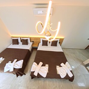 Family Quadruple Room, Balcony, Garden View | Egyptian cotton sheets, premium bedding, in-room safe, desk - Naturalis Pamukkale Otel (Pamukkale)