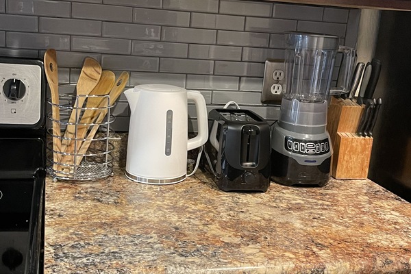 Microonde, forno, piano cottura, lavastoviglie