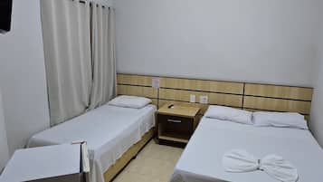 Basic Triple Room | Free WiFi
