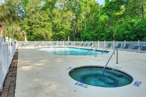 Pool - Condo w/ Pool & Hot Tub in Aberdeen Golf Villas! (Longs)