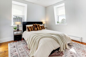 1 habitación, tabla de planchar con plancha, internet y ropa de cama 