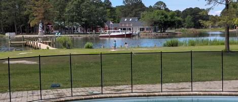 Ulkouima-allas, lämmitetty uima-allas