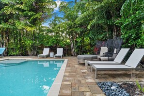 Outdoor pool, a heated pool