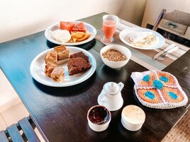 Free daily buffet breakfast
