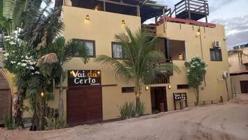 Fachada da propriedade