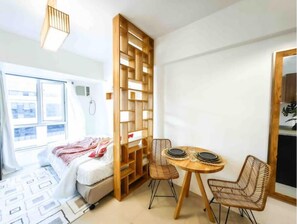 1 chambre, fer et planche à repasser, Wi-Fi, draps fournis