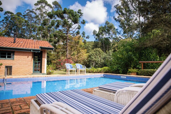 Outdoor pool, pool loungers