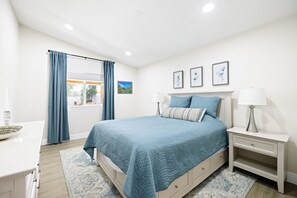 3 habitaciones, tabla de planchar con plancha, wifi y ropa de cama