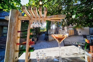 Outdoor dining - Pension Riesling Weingut Kochems (Mesenich)