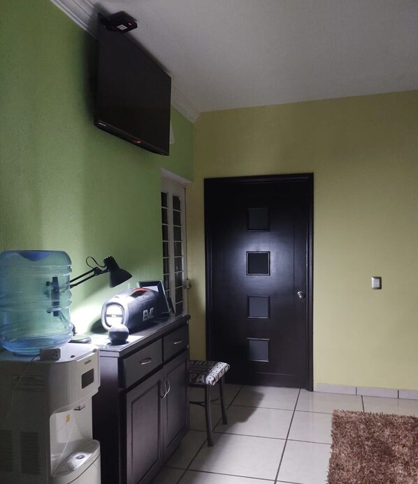 Interior - House with excellent location to reach by road or highway. (tequila)