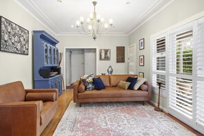 TV, fireplace, stereo, computer monitors